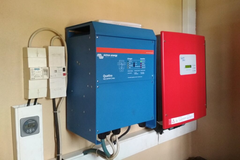 Kolektory solarne dla ośrodka zdrowia w Essengu (Kamerun)