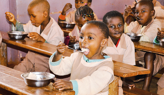 Budowa kuchni dla szkoły w Abong-Mbang (Kamerun)