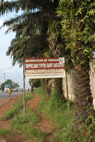 Hodowla drobiu dla sierocińca w Jaunde (Kamerun)