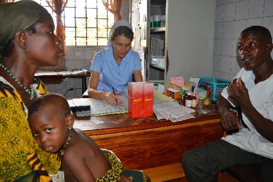 Pomoc laboratoriom w ośrodkach zdrowia (Togo)