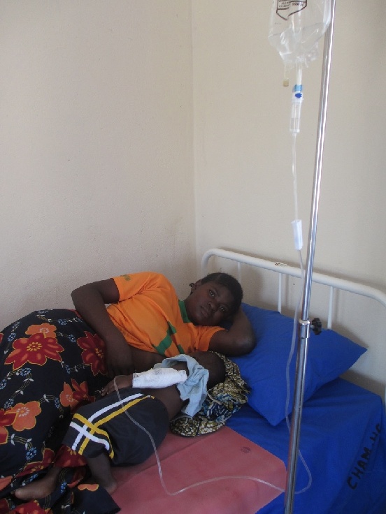 Sprzęt laboratoryjny dla ośrodka zdrowia w Chamilali (Zambia)