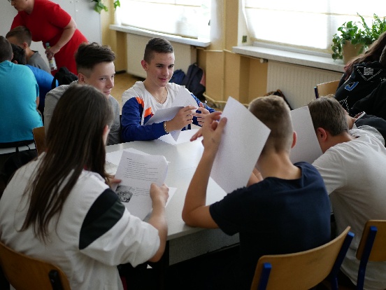 Projekt edukacyjny oraz zachęcający do dobroczynności i wolontariatu (Polska)