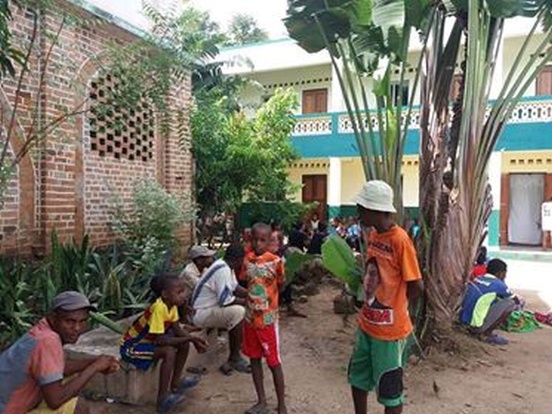 Przeciwdziałanie epidemii odry w Mampikony i Antsirabe (Madagaskar)