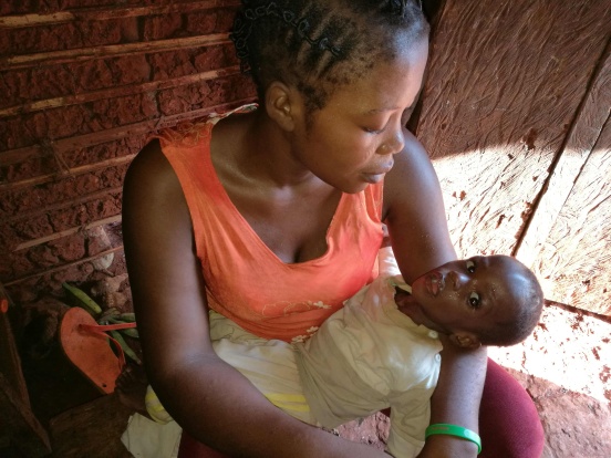 Remont ośrodka zdrowia w Essengu (Kamerun)
