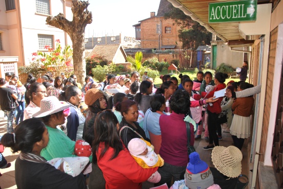 Wysyłka sprzętu szpitalnego do Antsirabe (Madagaskar)