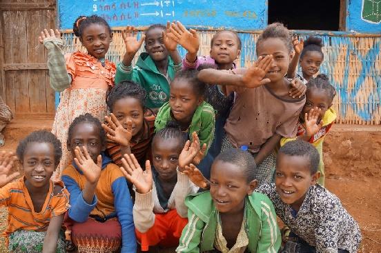 Szkoła dla plemienia Dorze, Amara i Bodo (Etiopia)