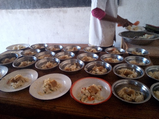 Edukacja ubogich dzieci w Fialofa (Madagaskar)