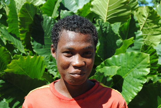 Budowa szkoły stolarskiej w Mampikony (Madagaskar)