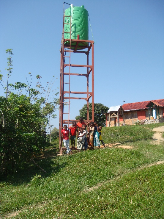 Studnie głębinowe w Morondava, Vohipeno i Antsirabe (Madagaskar)