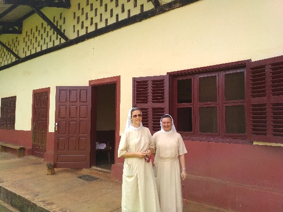 Budowa zbiornika na wodę dla ośrodka zdrowia w Ayos (Kamerun)