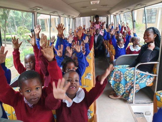 Autobus szkolny dla Maganzo (Tanzania)