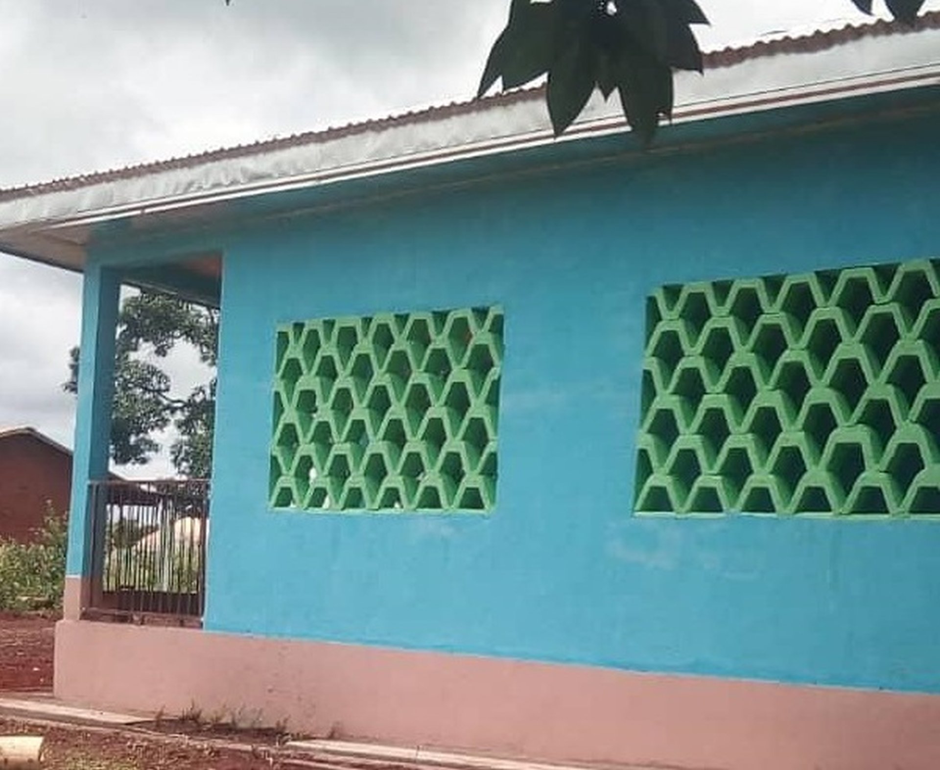 Budowa sali dla przedszkola w Abong Mbang (Kamerun)