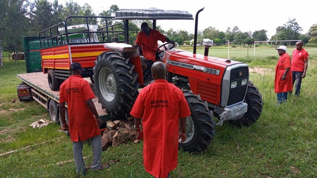 Sprzęt rolniczy dla ubogich w Kiabakari (Tanzania)