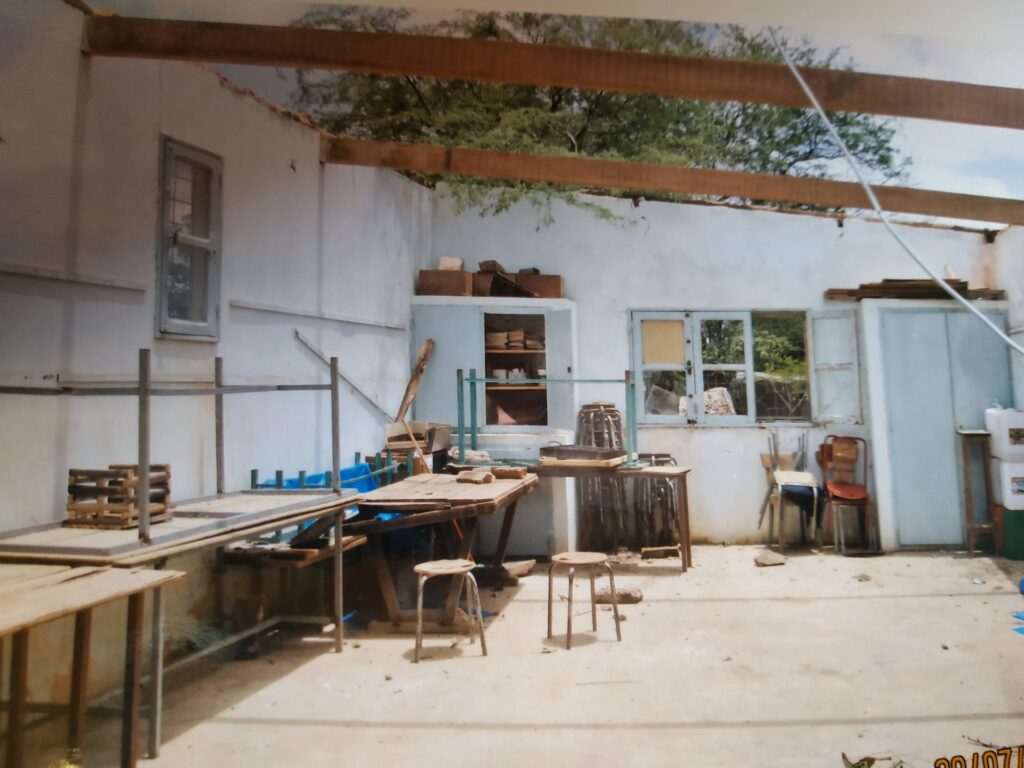 Dach dla domu kobiet w Pandienou-Lehar (Senegal)