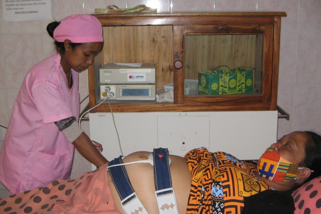 Sondy dla szpitala w Antsirabe (Madagaskar)