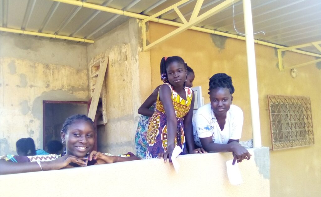 Remont generalny domu kobiet w Pandienou-Lehar (Senegal)