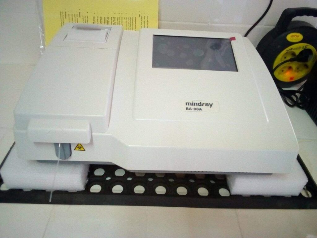 Wyposażenie laboratorium w Marillac – Tolagnaro (Madagaskar)