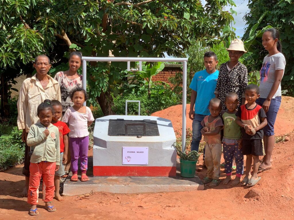 6 studni kopanych na przedmieściach Antananarywy (Madagaskar)